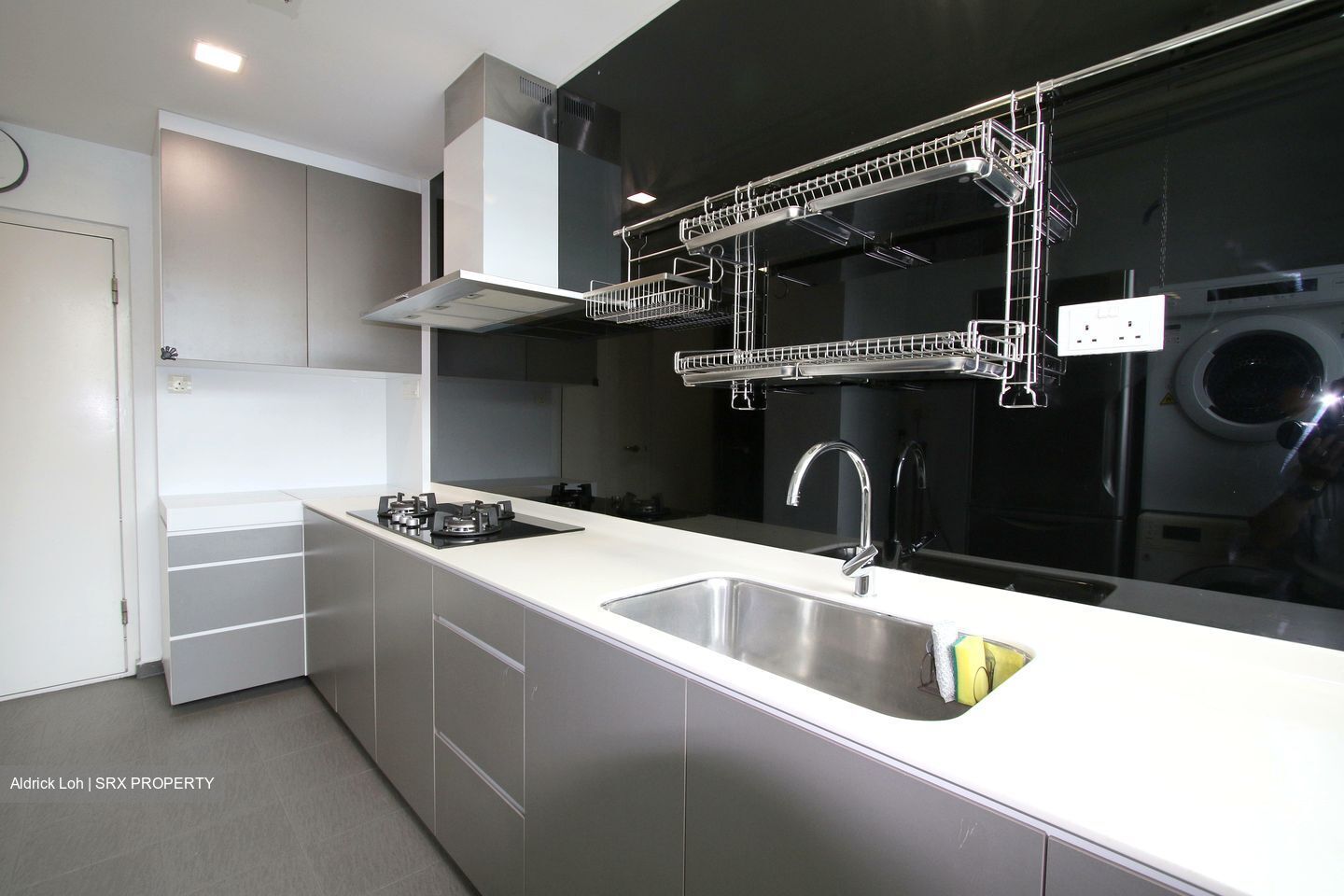 East Mews (D15), Apartment #378561291